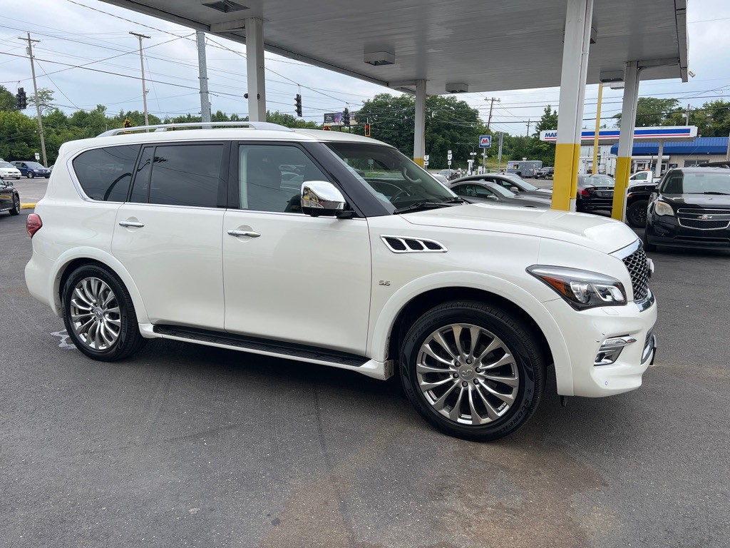 2017 INFINITI QX80 Image 14