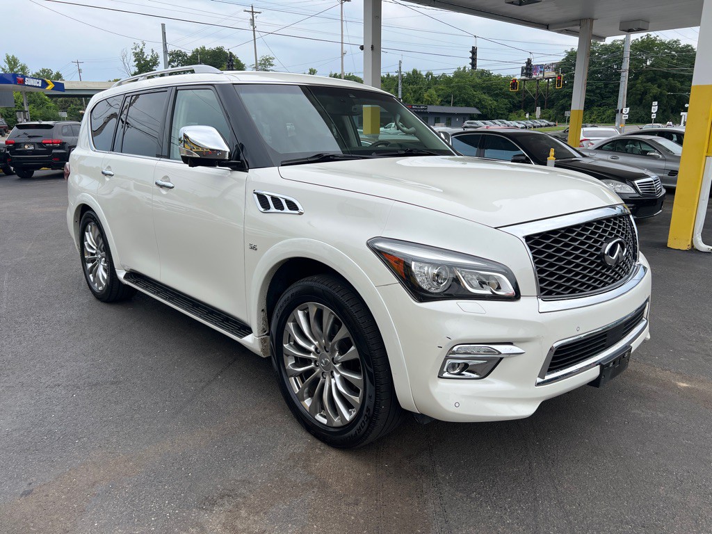 2017 INFINITI QX80 Image 15
