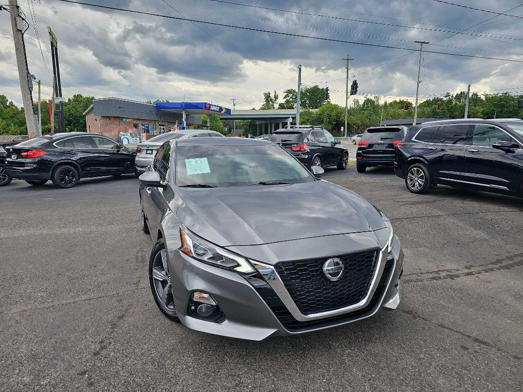 2019 Nissan Altima Image 4