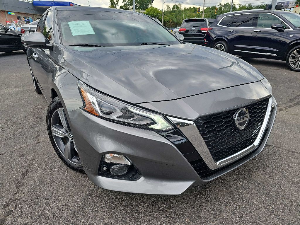 2019 Nissan Altima Image 8