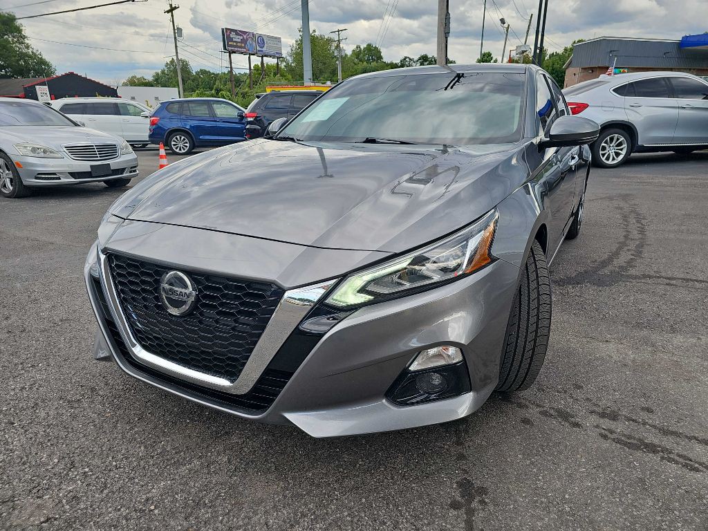 2019 Nissan Altima Image 9