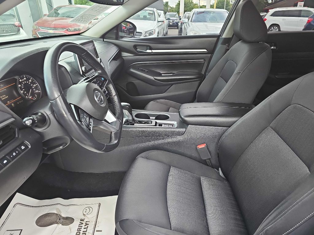 2019 Nissan Altima Image 26