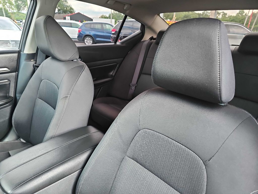 2019 Nissan Altima Image 27