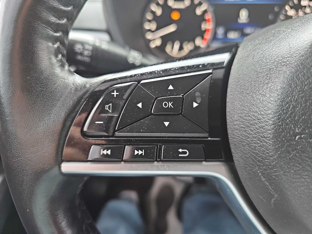 2019 Nissan Altima Image 37