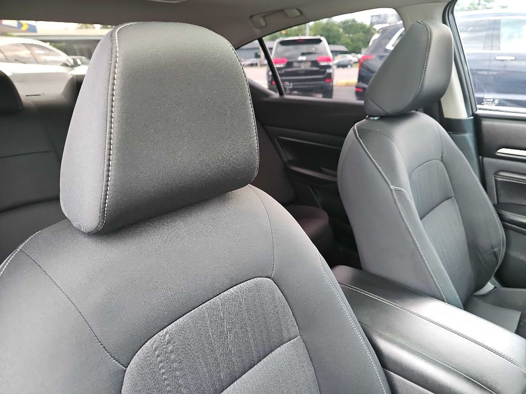 2019 Nissan Altima Image 54