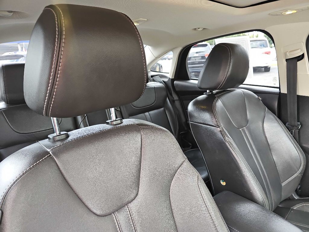 2013 Ford Focus Image 105