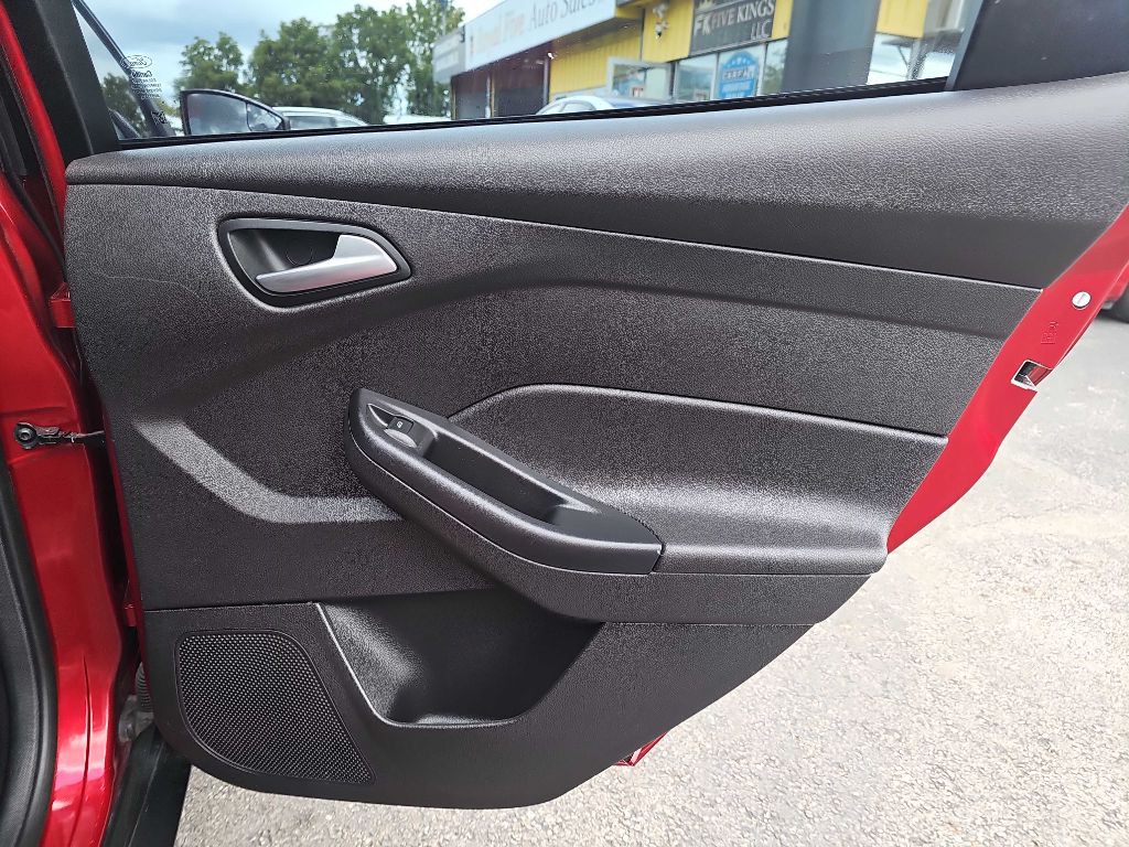 2013 Ford Focus Image 151