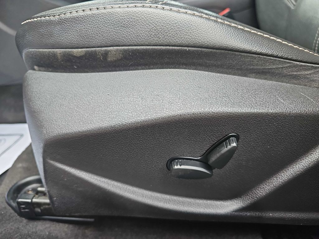 2013 Ford Focus Image 190