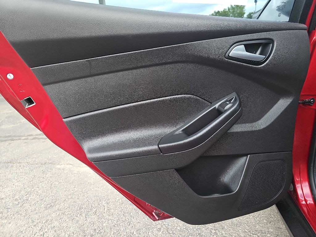 2013 Ford Focus Image 194