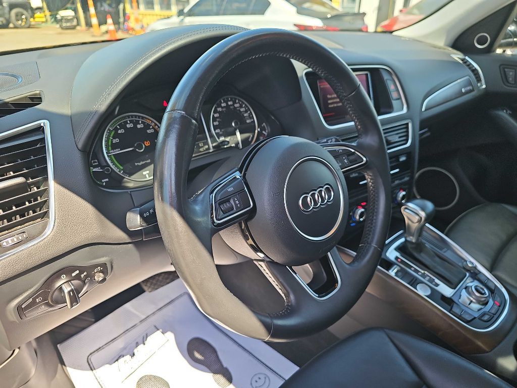 2015 Audi Q5 Image 25