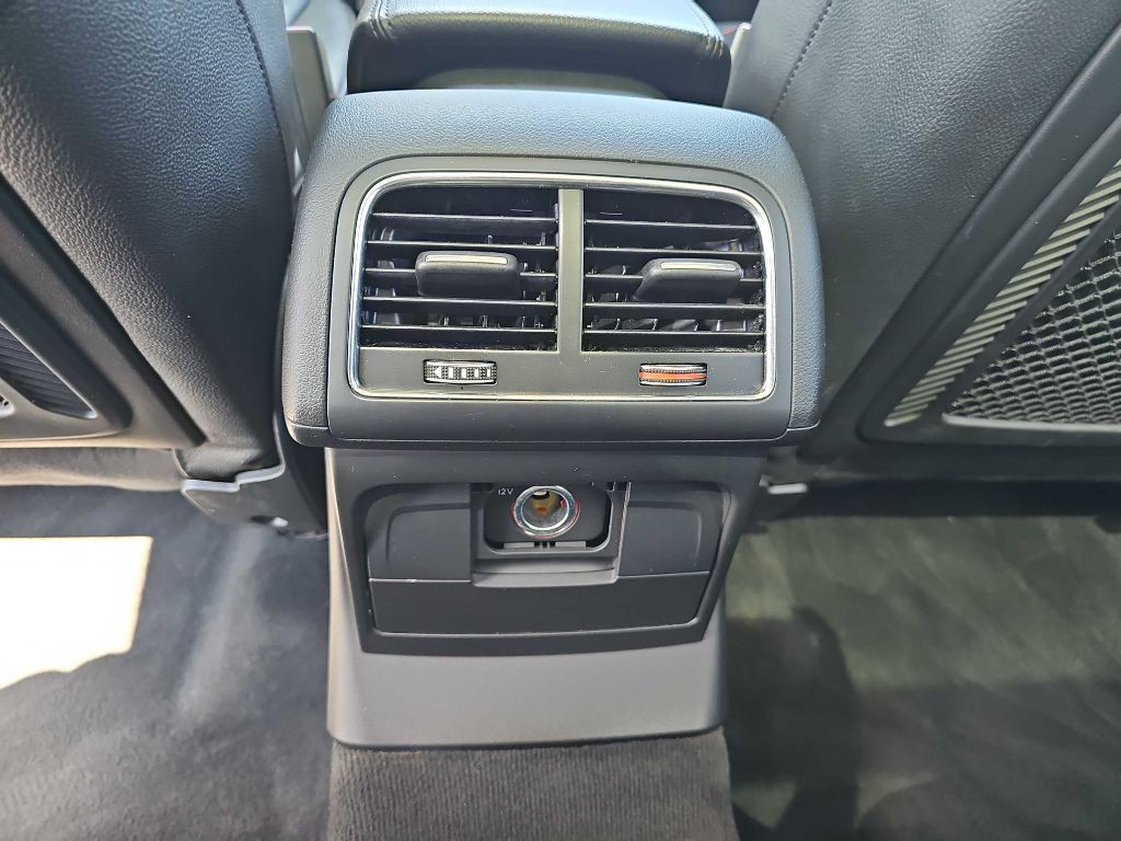 2015 Audi Q5 Image 46
