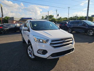 Image for 2017 Ford Escape SE ID: 6801133