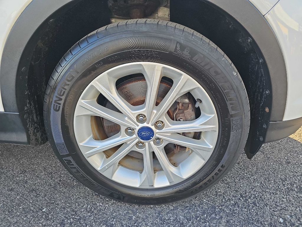 2017 Ford Escape Image 63