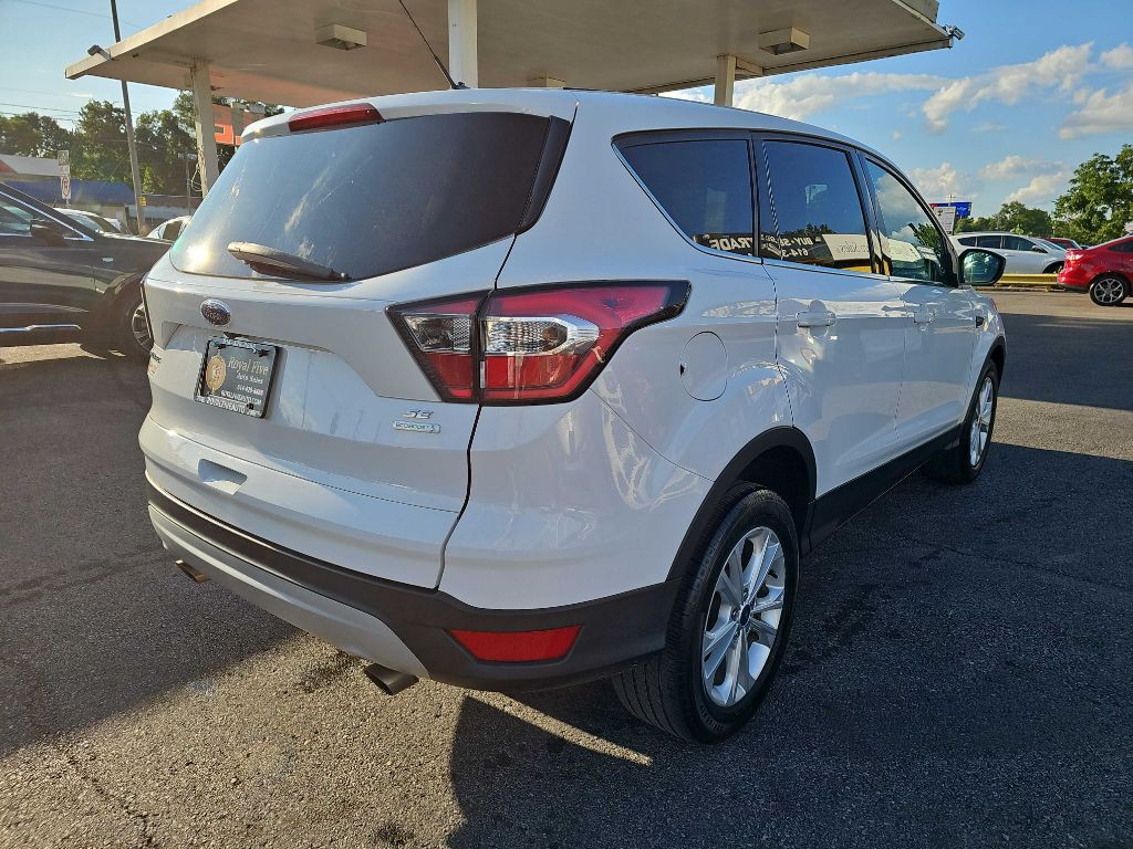2017 Ford Escape Image 101