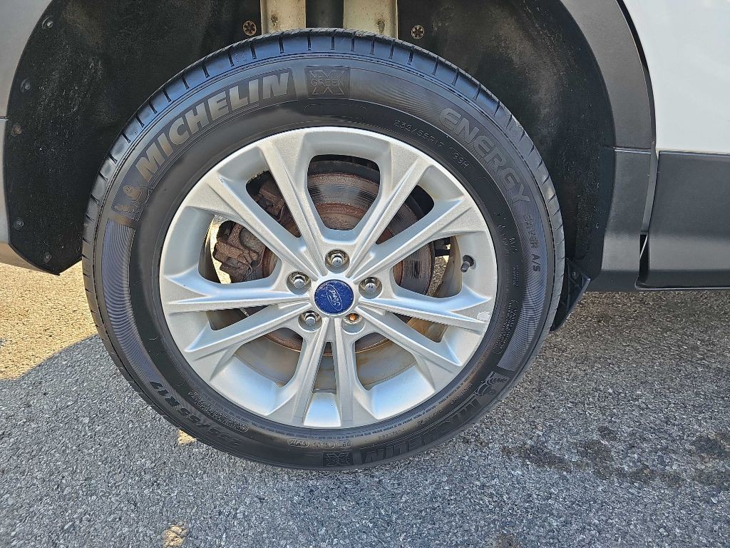 2017 Ford Escape Image 106
