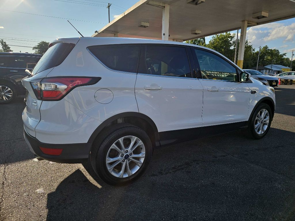2017 Ford Escape Image 143