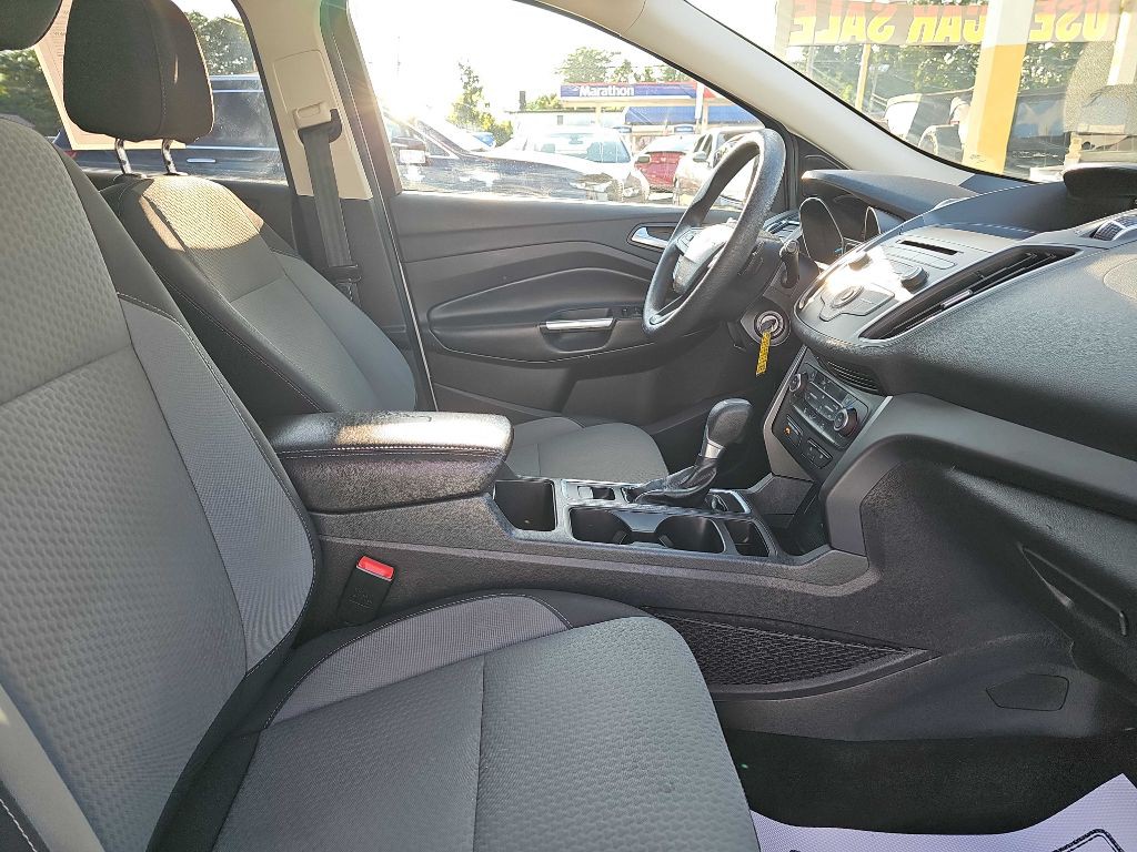 2017 Ford Escape Image 178