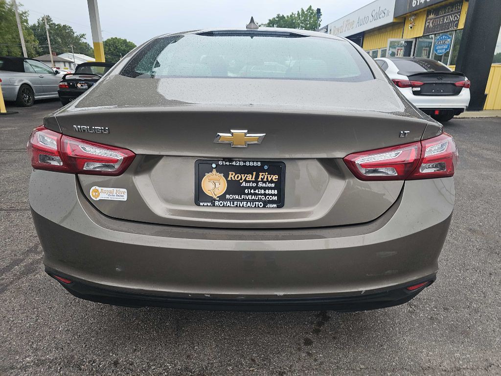 2020 Chevrolet Malibu Image 20