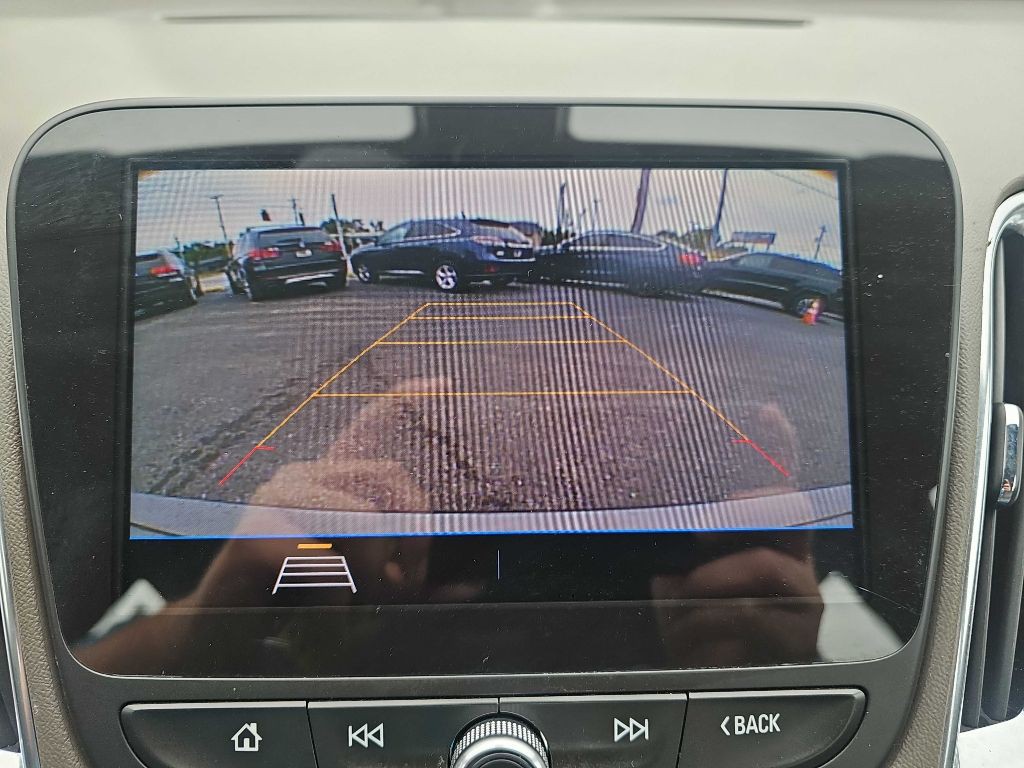 2020 Chevrolet Malibu Image 33