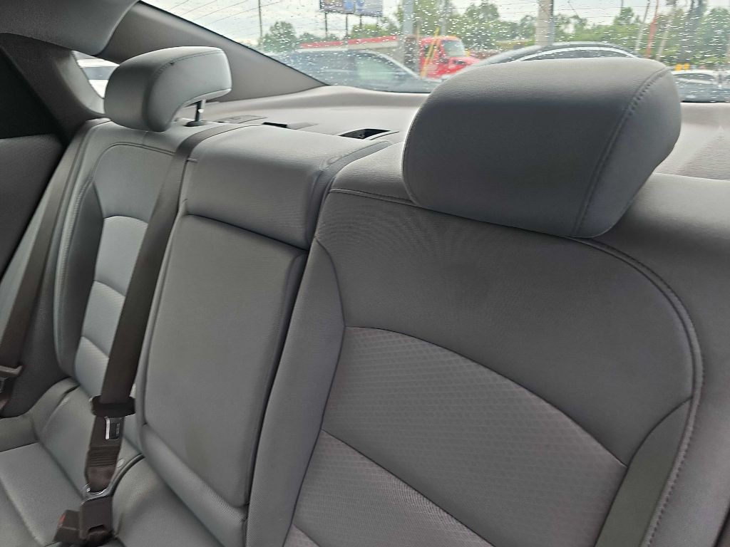 2020 Chevrolet Malibu Image 45