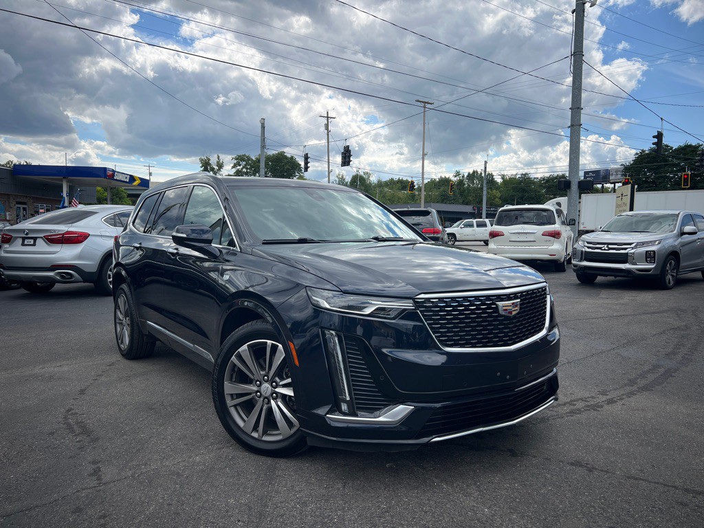 2021 Cadillac XT6 Image 2