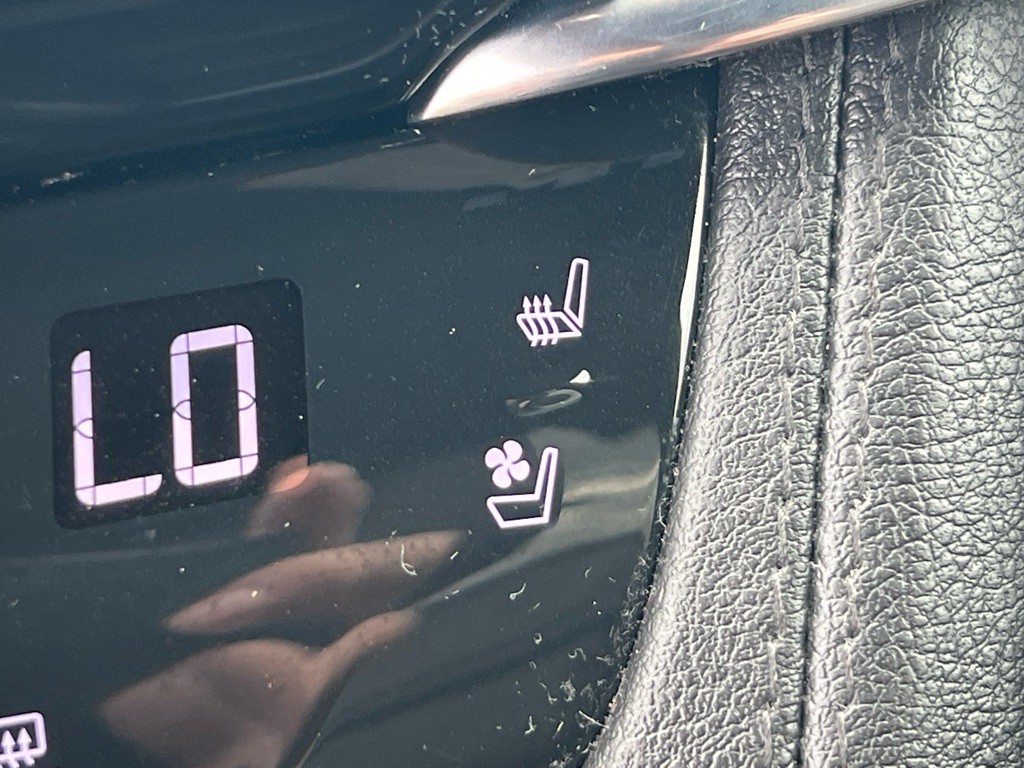 2021 Cadillac XT6 Image 46