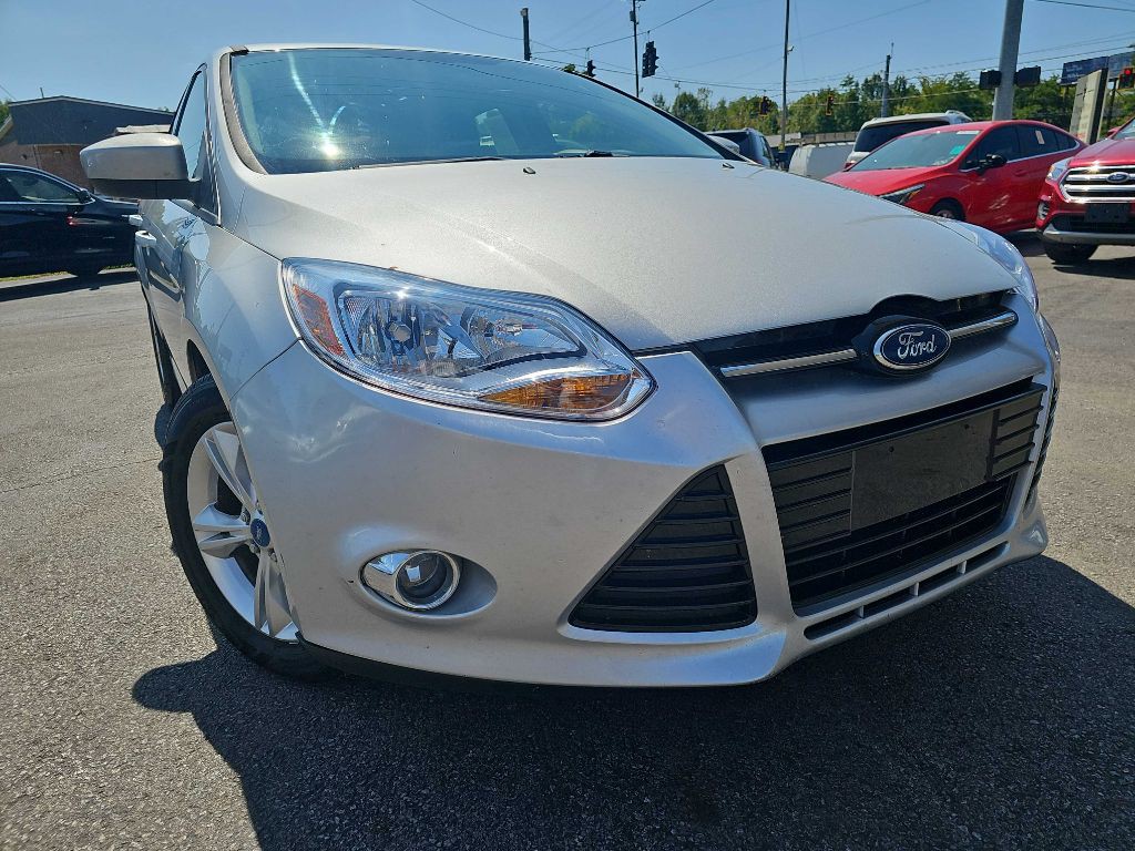 2012 Ford Focus Image 8