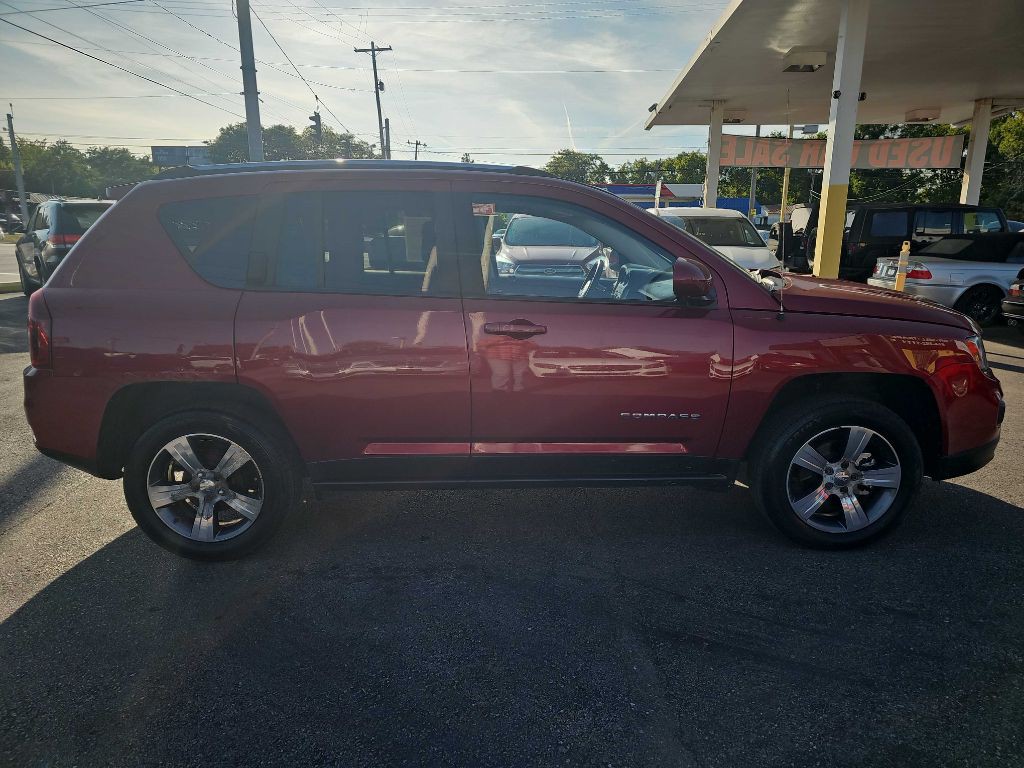 2017 Jeep Compass Image 22