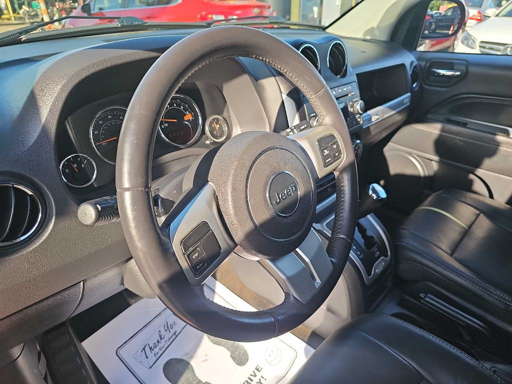 2017 Jeep Compass Image 27