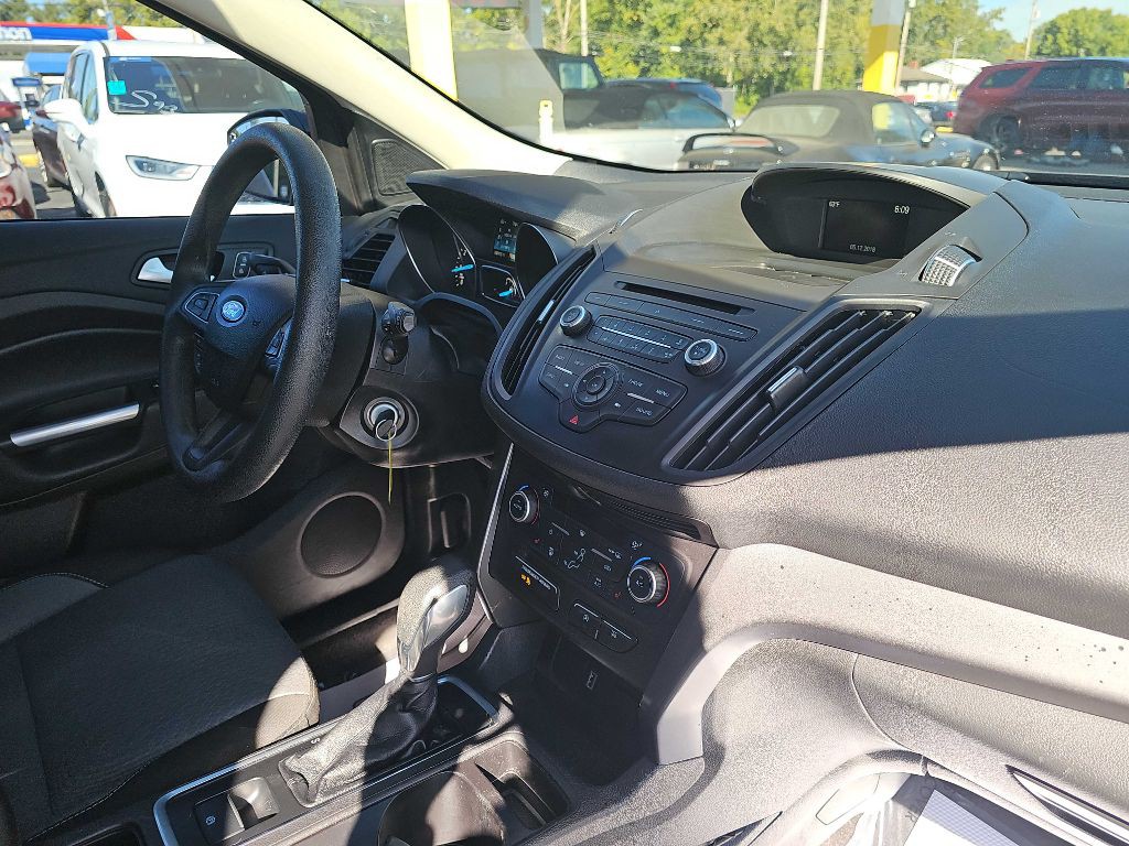 2018 Ford Escape Image 59