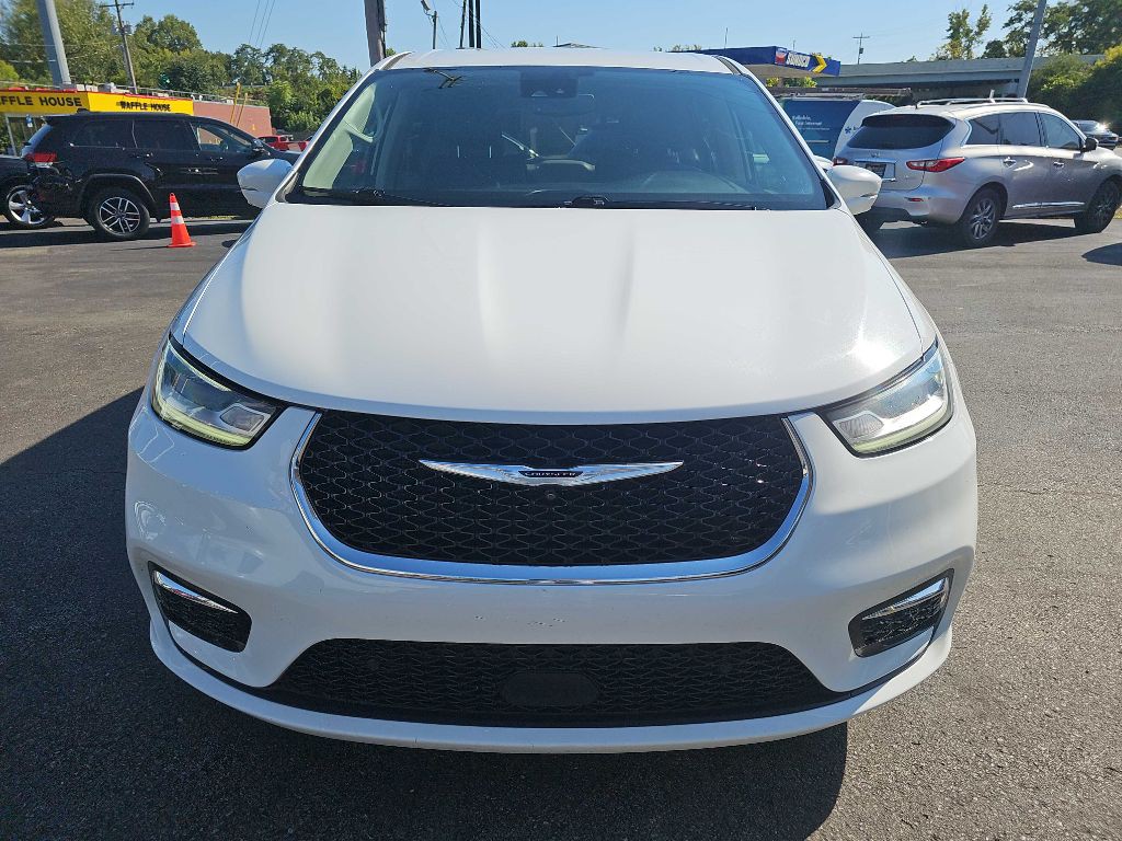 2022 Chrysler Pacifica Image 13