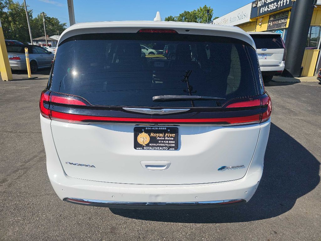 2022 Chrysler Pacifica Image 19
