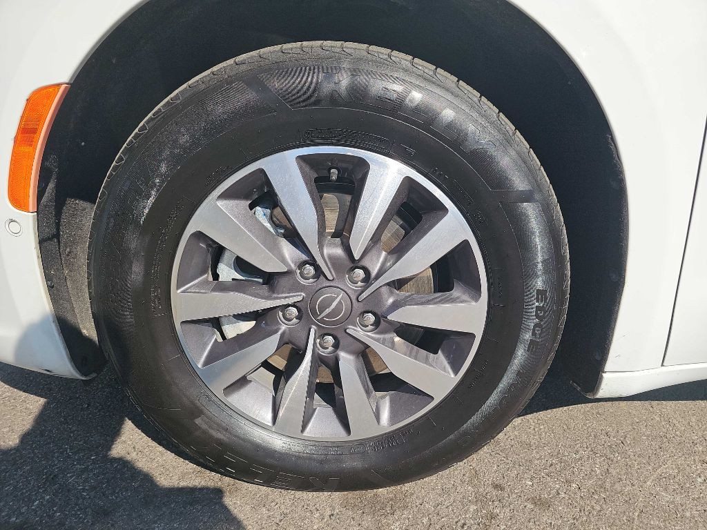 2022 Chrysler Pacifica Image 27
