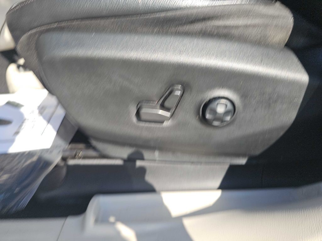 2022 Chrysler Pacifica Image 43