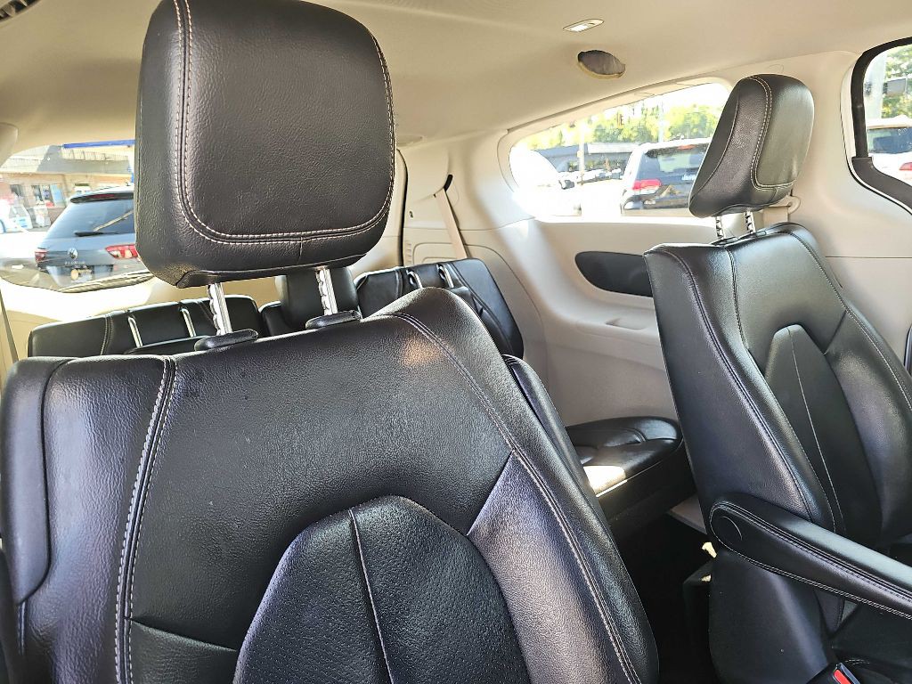 2022 Chrysler Pacifica Image 62