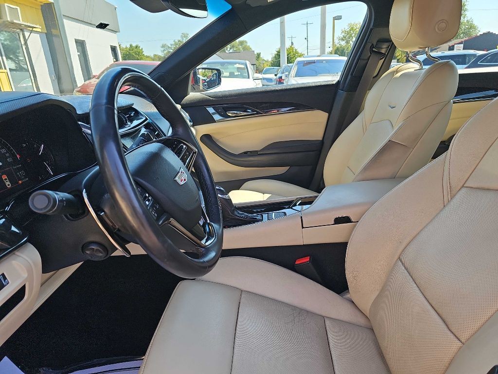 2018 Cadillac CTS Image 30