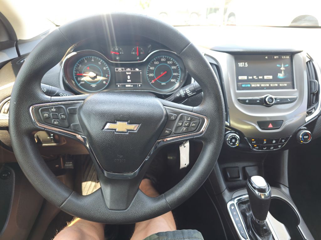 2017 Chevrolet Cruze Image 27