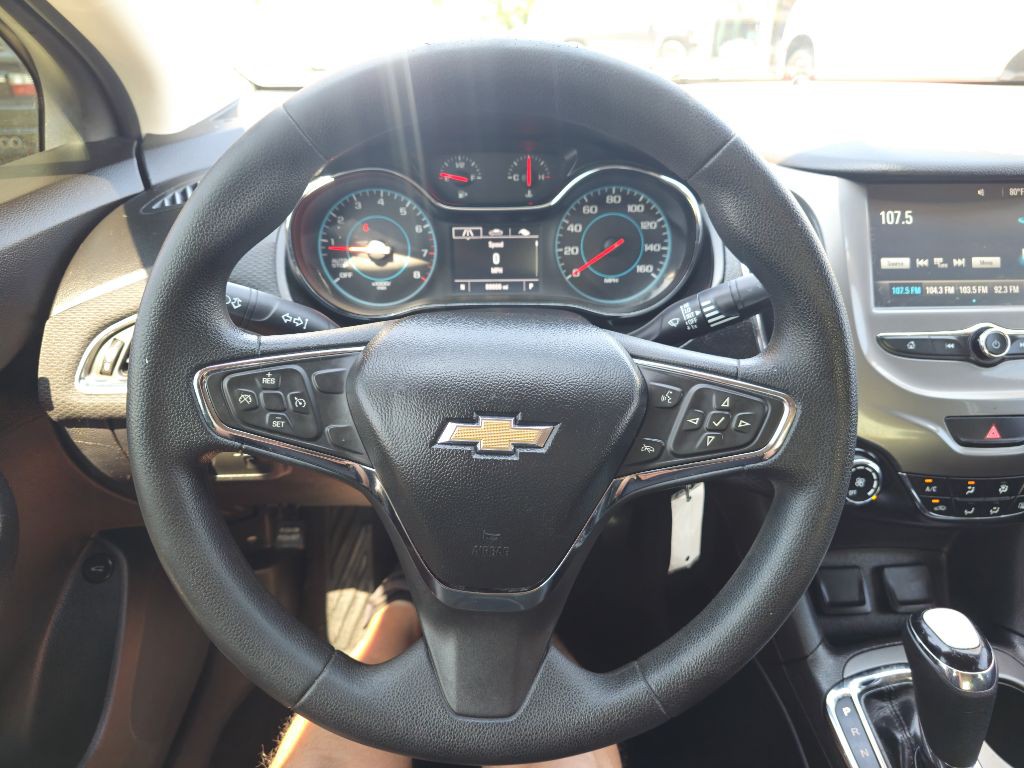 2017 Chevrolet Cruze Image 34