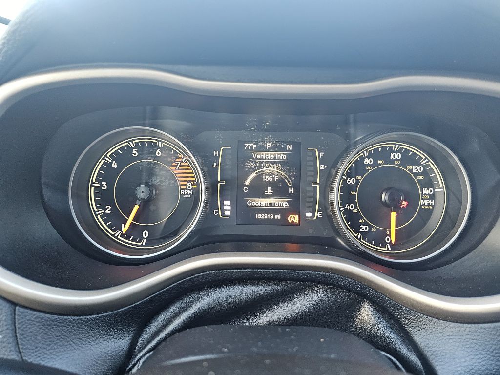 2016 Jeep Cherokee Image 37