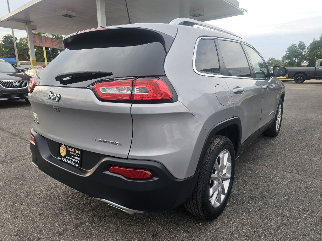 2016 Jeep Cherokee Image 18