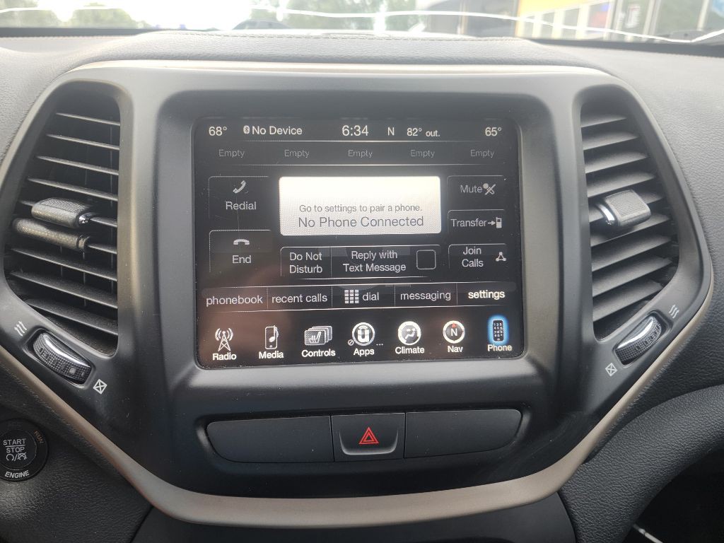 2016 Jeep Cherokee Image 26