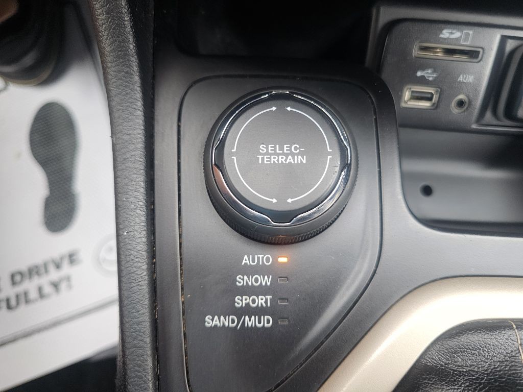 2016 Jeep Cherokee Image 30