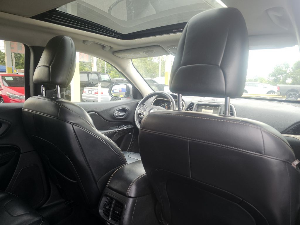 2016 Jeep Cherokee Image 48