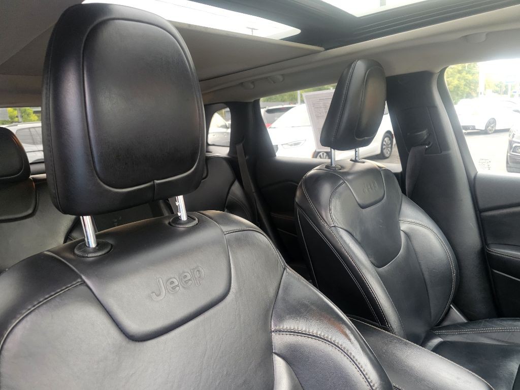 2016 Jeep Cherokee Image 51