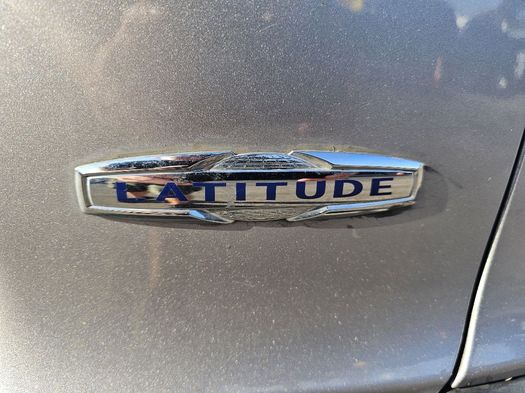 2019 Jeep Cherokee Image 15