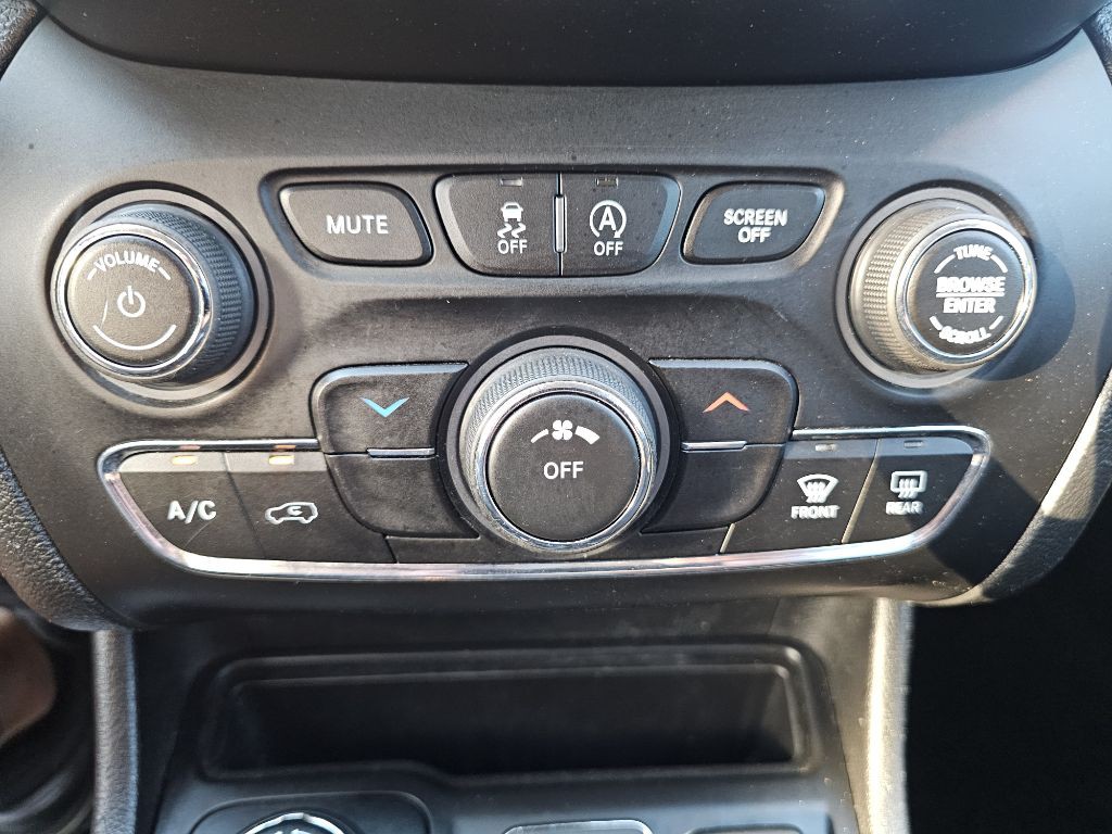 2019 Jeep Cherokee Image 22