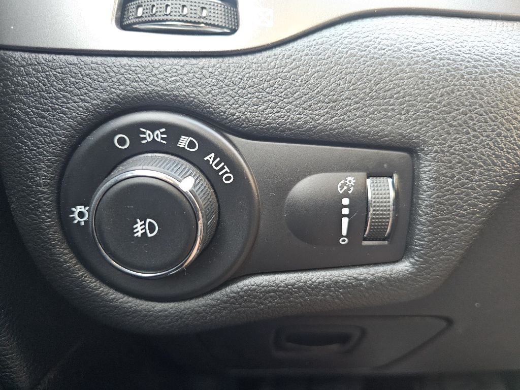 2019 Jeep Cherokee Image 31