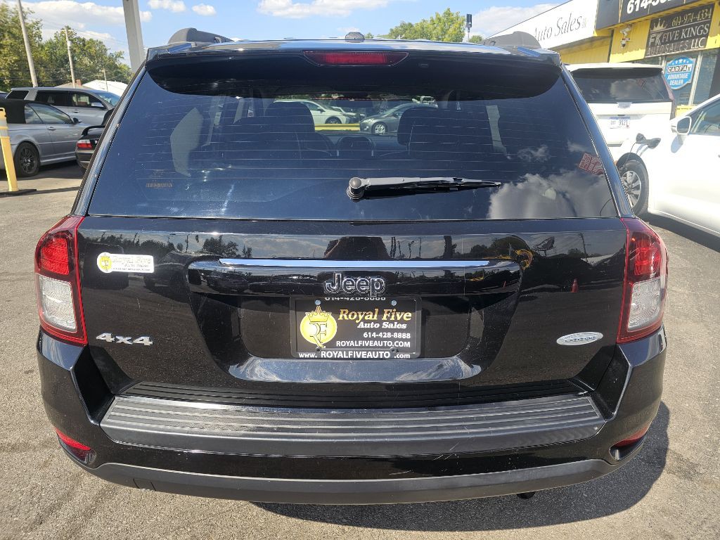 2017 Jeep Compass Image 13