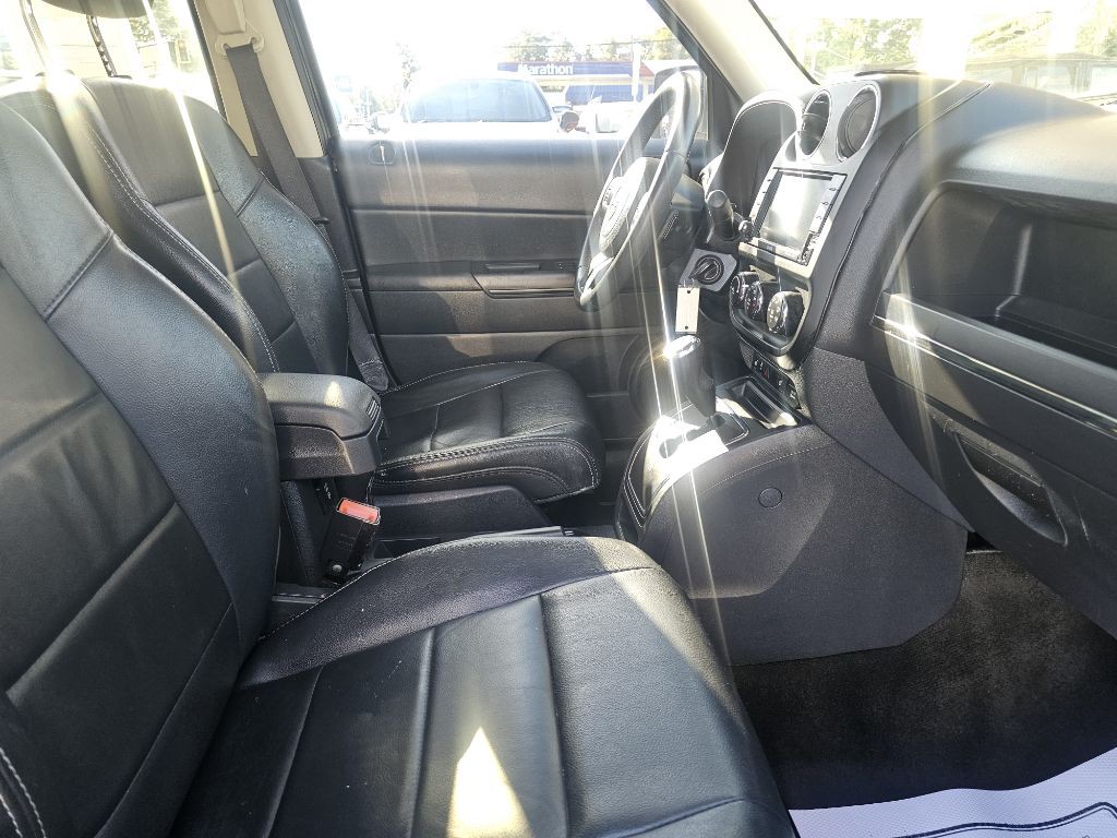 2017 Jeep Patriot Image 35
