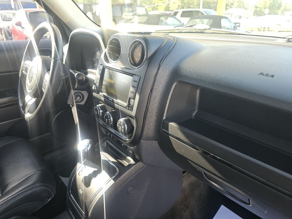 2017 Jeep Patriot Image 37